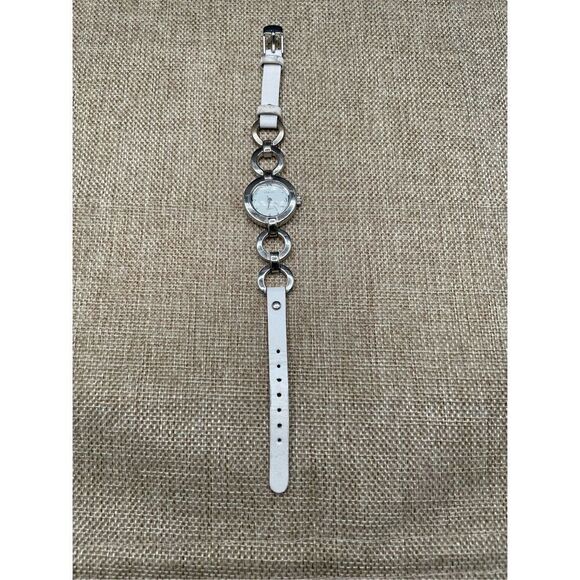 Chico’s Women's Silvertone Circle Link White Leather Strap Casual Working - Picture 1 of 6